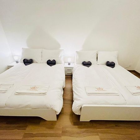 New Design & Style Apartments 50M From Wenceslas Square プラハ エクステリア 写真