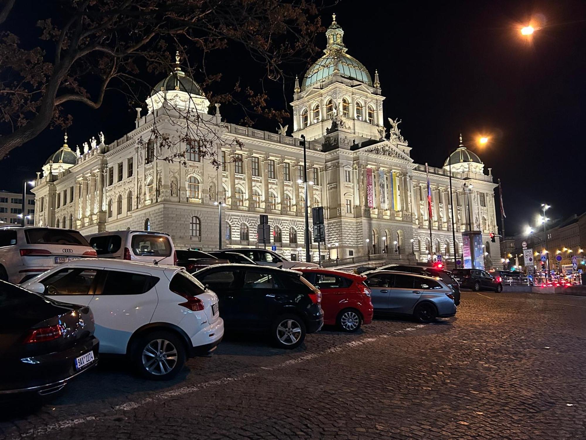 New Design & Style Apartments 50M From Wenceslas Square プラハ エクステリア 写真