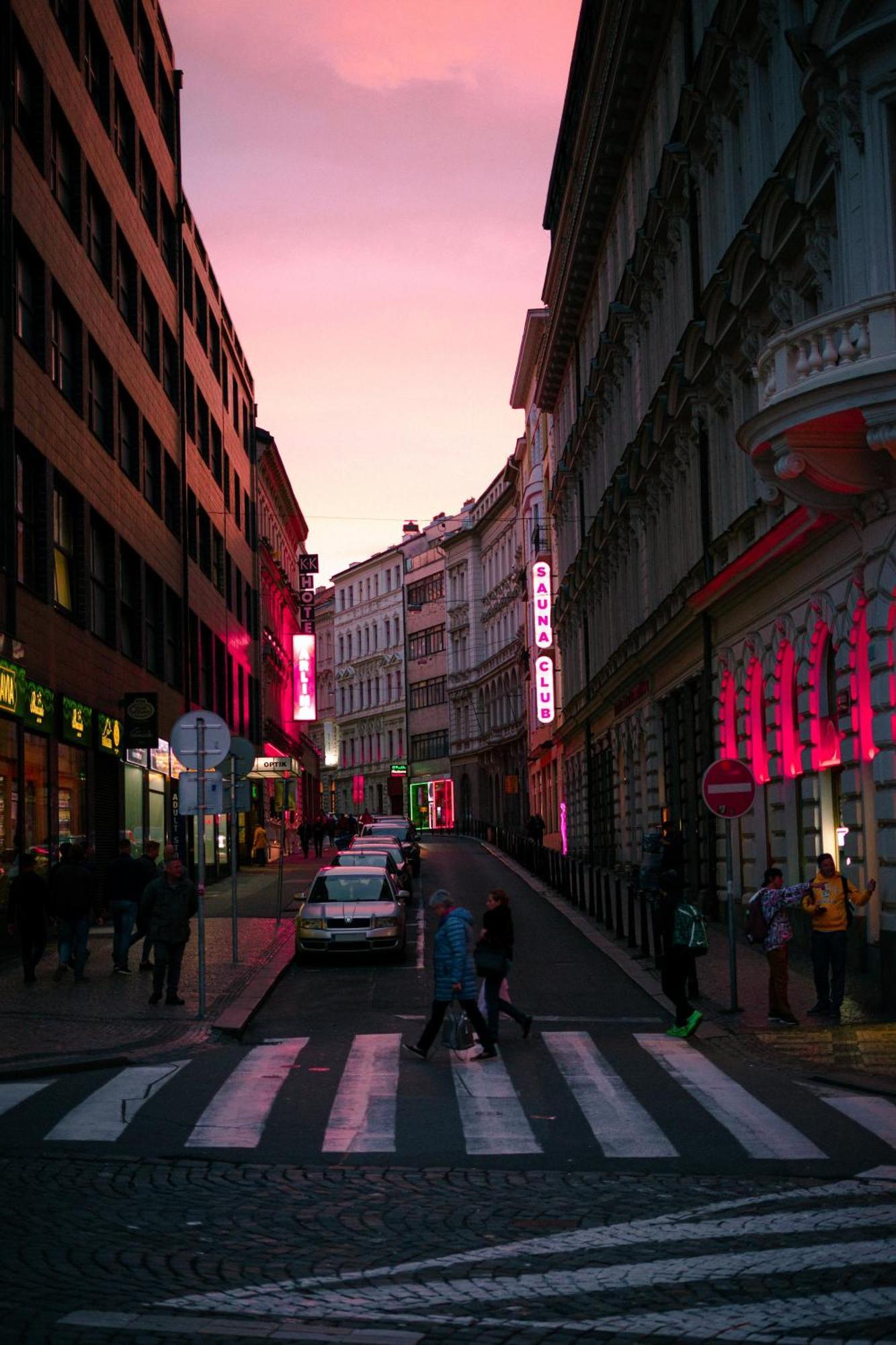 New Design & Style Apartments 50M From Wenceslas Square プラハ エクステリア 写真