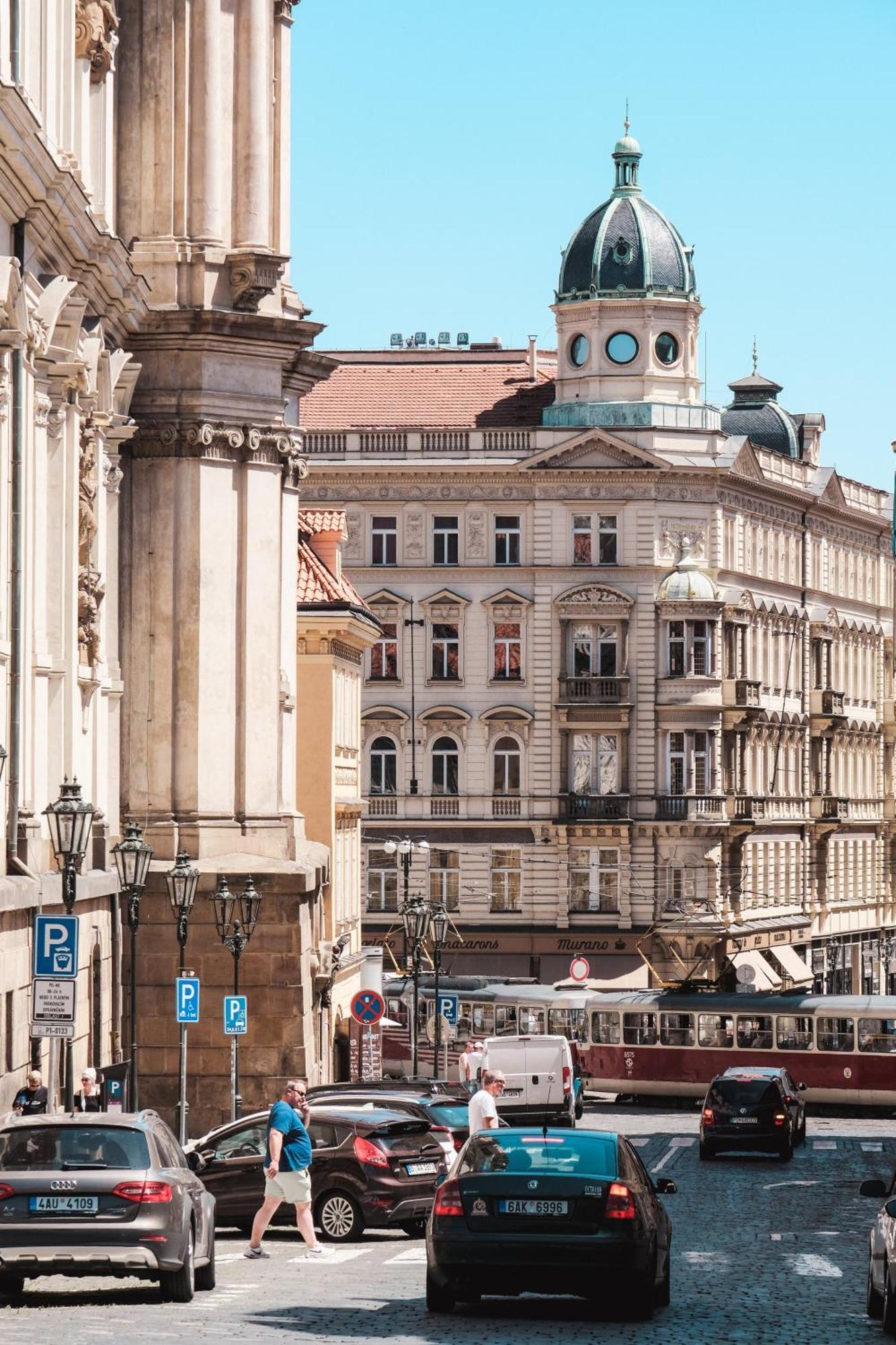 New Design & Style Apartments 50M From Wenceslas Square プラハ エクステリア 写真