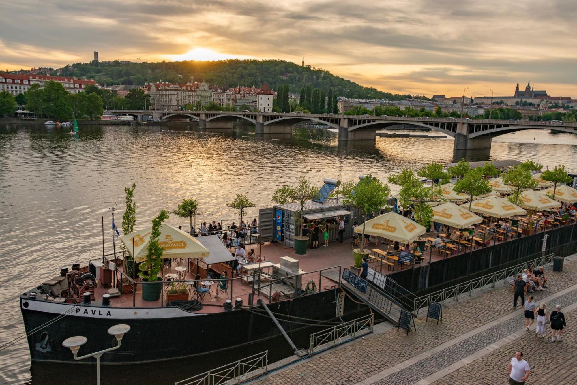 New Design & Style Apartments 50M From Wenceslas Square プラハ エクステリア 写真