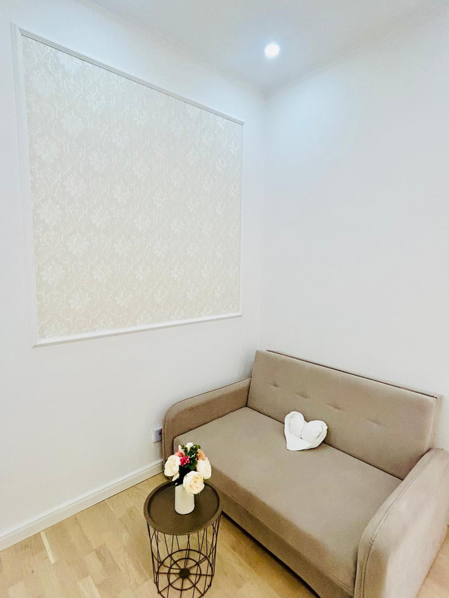 New Design & Style Apartments 50M From Wenceslas Square プラハ エクステリア 写真